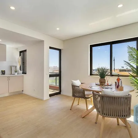 Palm Tree Dream Apartment *